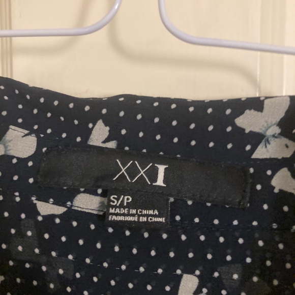 Polka dot and bows button down short sleeve blouse - Picture 2 of 4